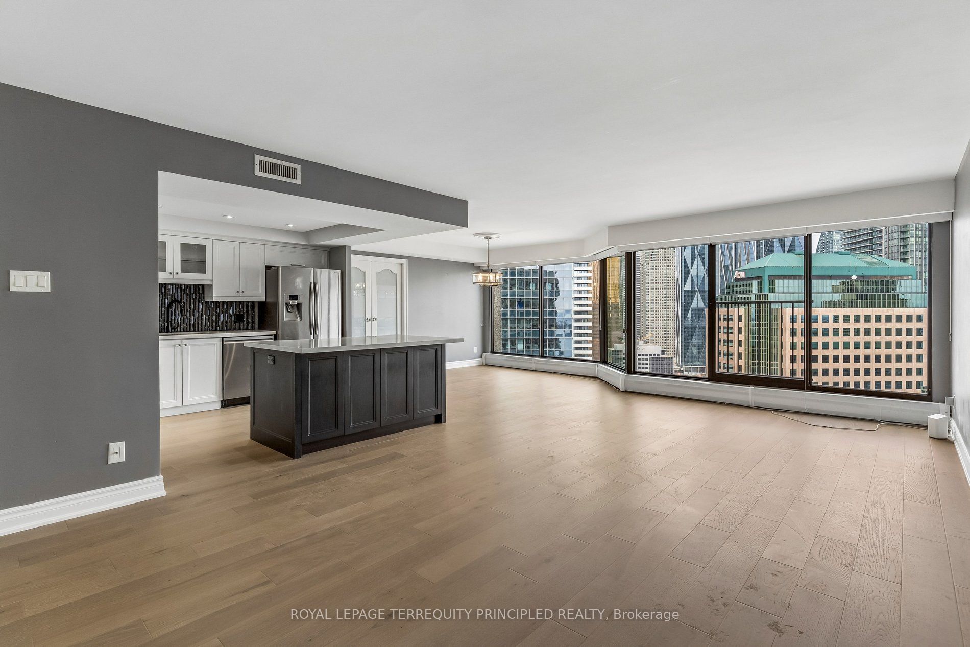 Additional image 6 of 3413-55 Harbour Square, Toronto, ON, M5J 2L1