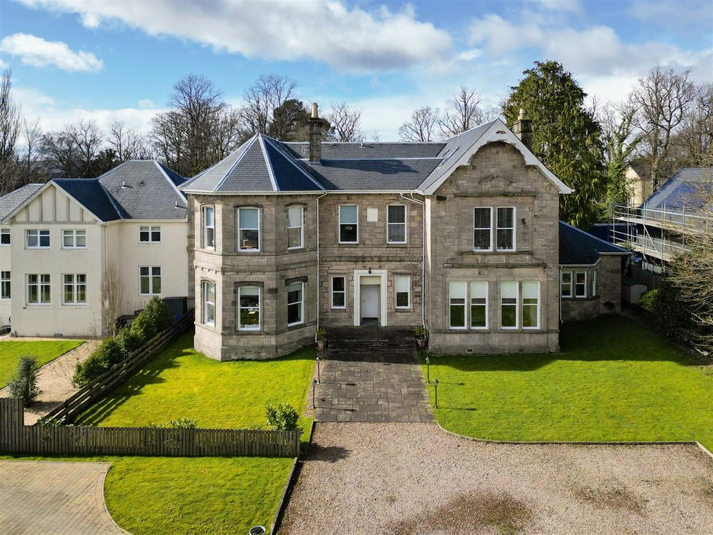 Additional image 3 of 3 bed flat for saleHelenslee Road, Dumbarton G82