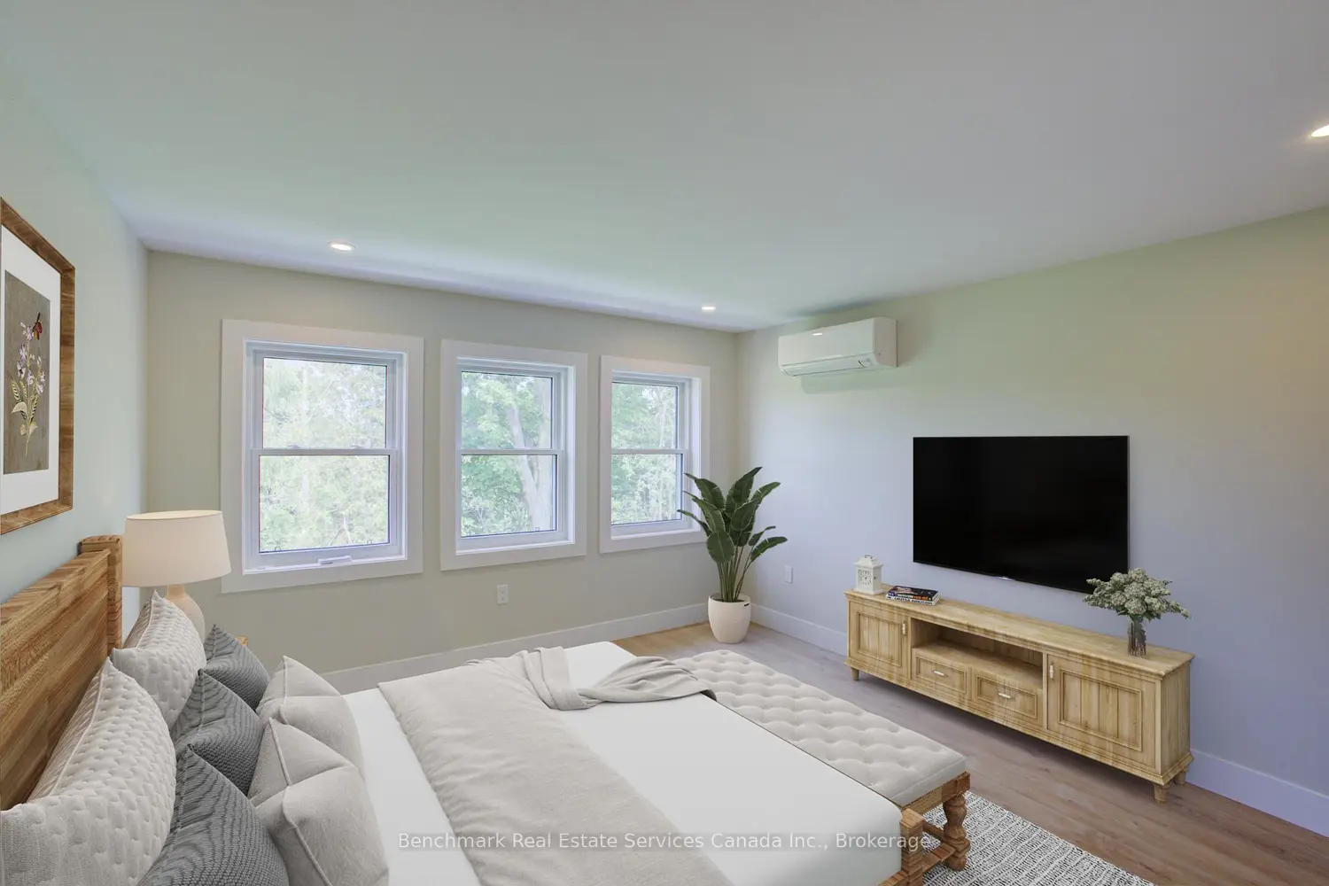 Additional image 11 of 1182 Queen Street 56