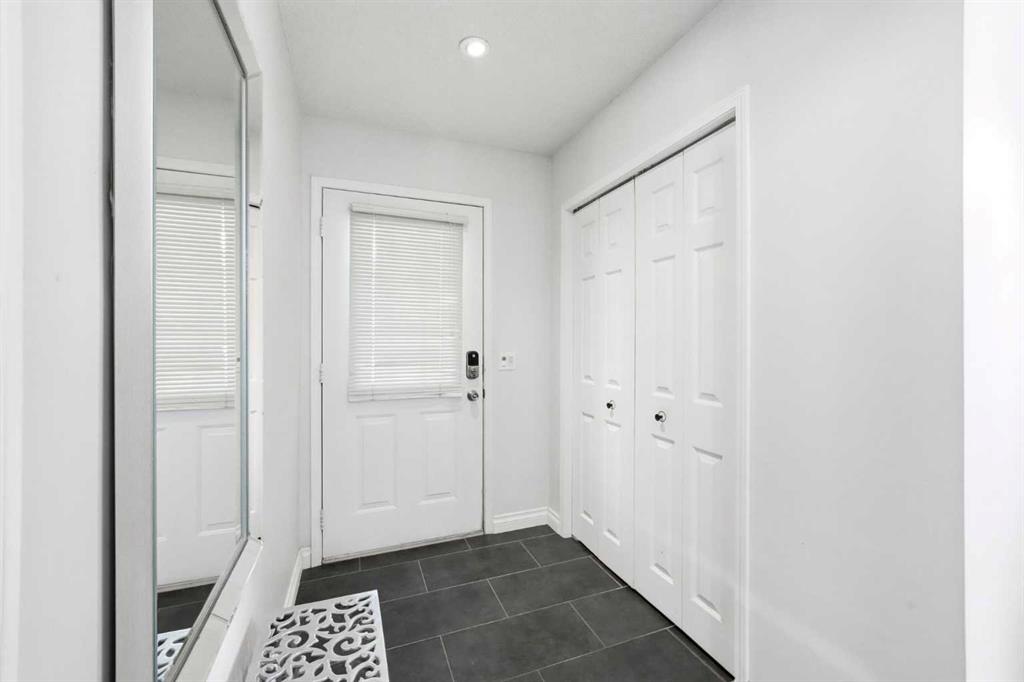 Additional image 5 of 57 Kingsland Villas SW, Calgary, AB, T2V 5J9