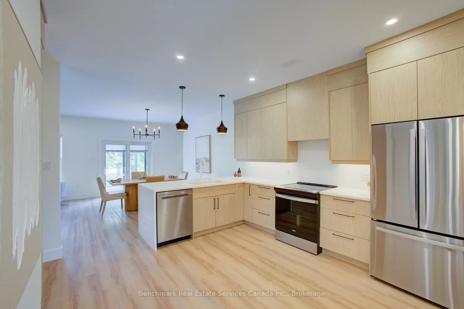 Additional image 9 of 1182 Queen Street 26