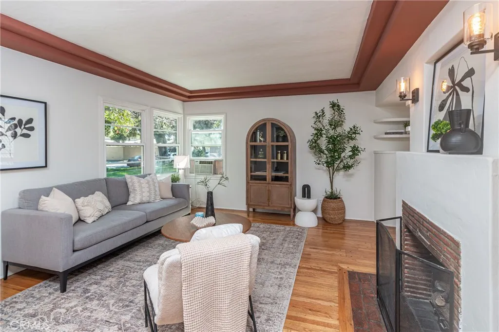 Additional image 38 of 121 N Myers St, Burbank, CA 91506