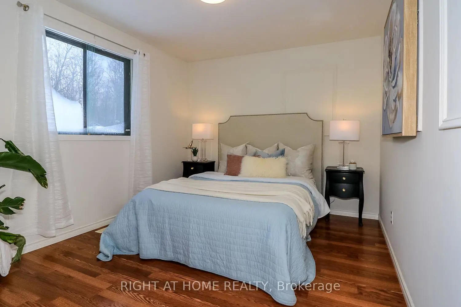 Additional image 3 of 1059 Glen Mhor Crescent