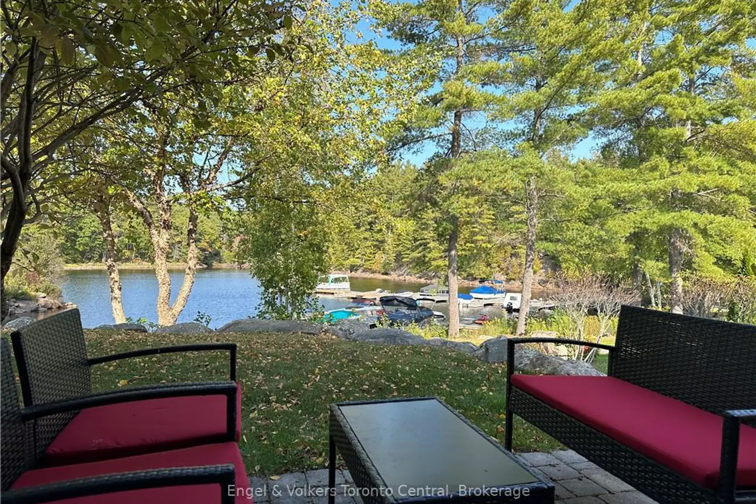 Additional image 16 of 1579 Anstruther Lake Road 20