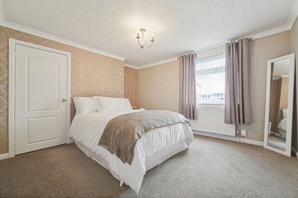 Additional image 7 of 2 bed flat for saleAlbert Avenue, Grangemouth FK3