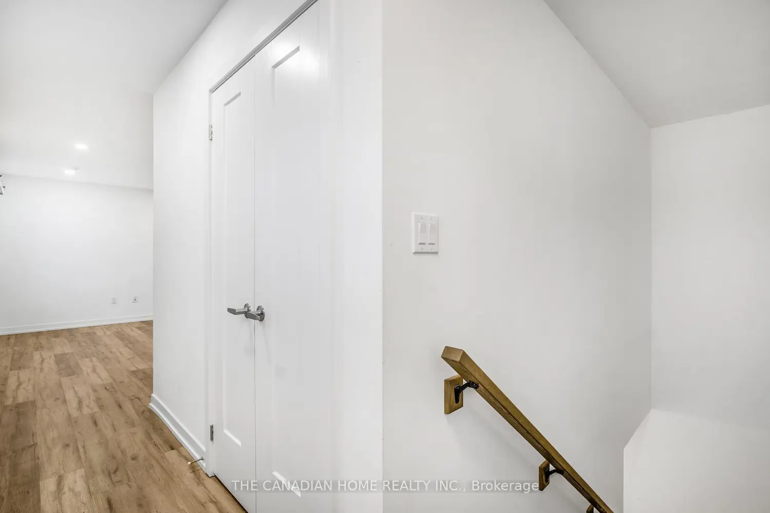 Additional image 4 of 4263 Fourth Avenue Unit 332