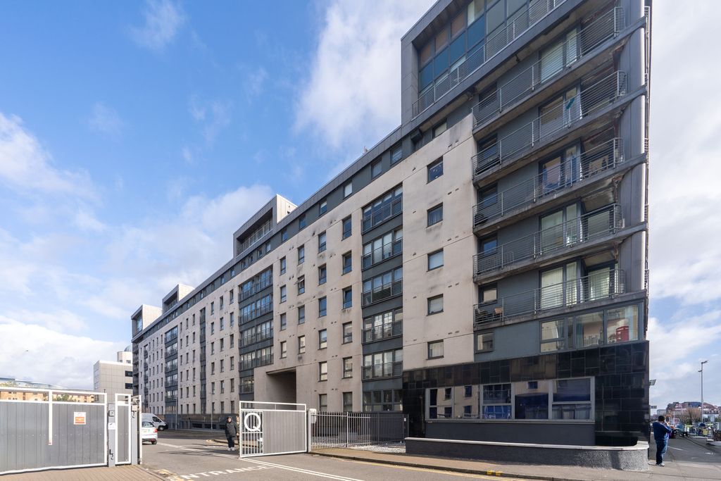 Additional image 19 of 2 bed flat for saleWallace Street, Glasgow G5
