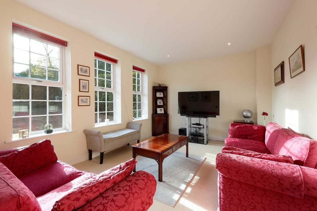 Additional image 6 of 6 bed detached house for saleBarton Drive, Beaconsfield, Buckinghamshire HP9