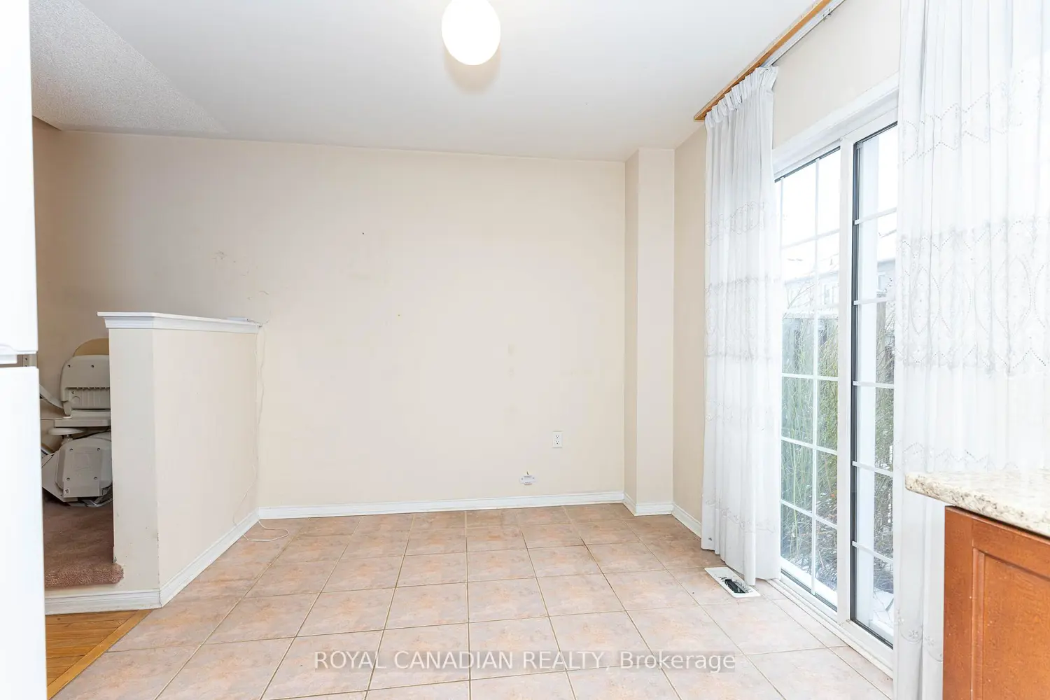 Additional image 6 of 101 Crystalview Crescent