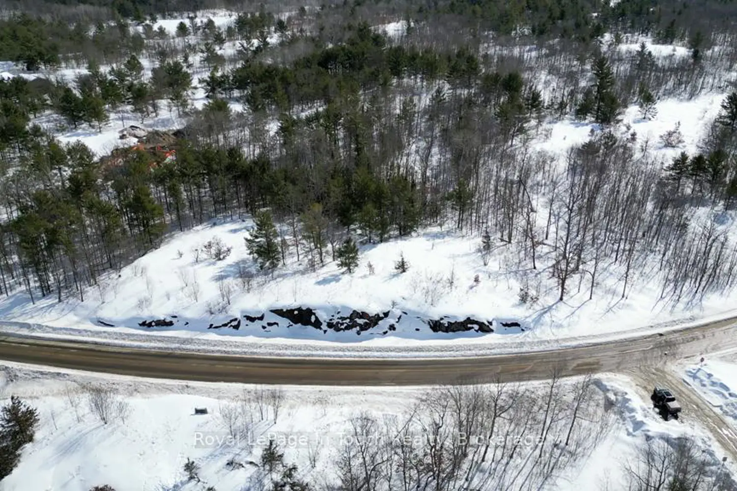 Additional image 2 of 446 South Bay Road