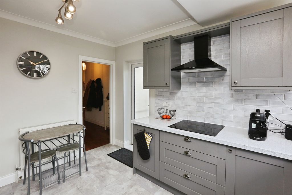 Additional image 8 of 3 bed detached bungalow for saleLower Northam Road, Hedge End, Southampton SO30