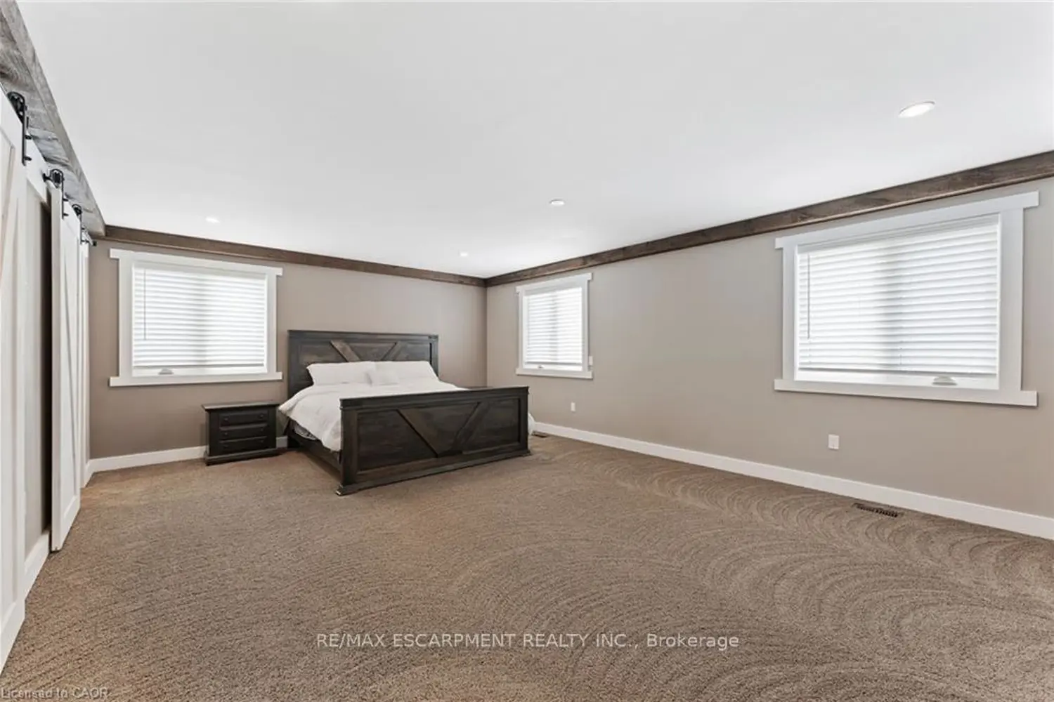 Additional image 9 of 2210 Highway 54