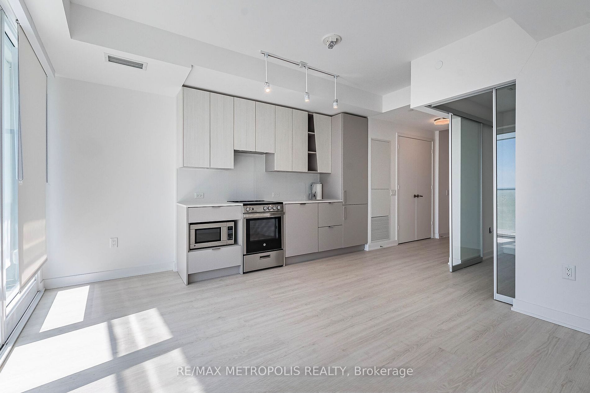 Additional image 6 of 3807-3883 Quartz Road, Mississauga, ON, L5B 0M4