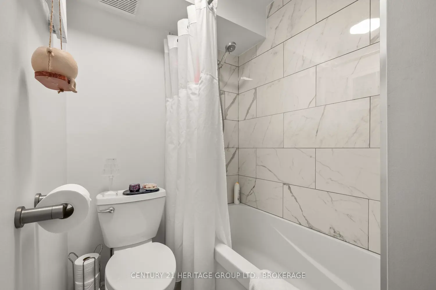 Additional image 15 of 573 Armstrong Road 114