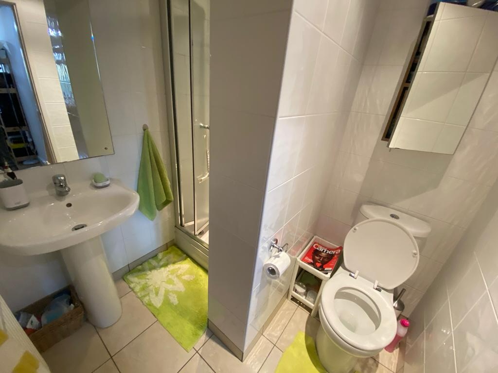 Additional image 7 of 1 Bed Flat, Otley Road, LS16, N1 7GU