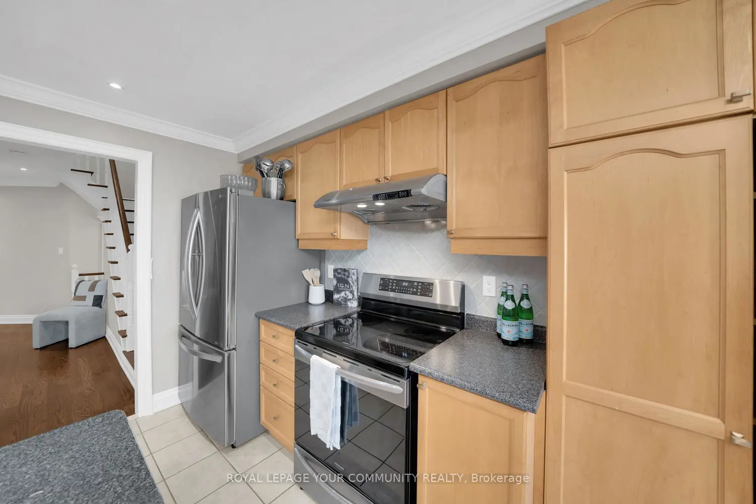 57 Deepsprings Crescent photo 4