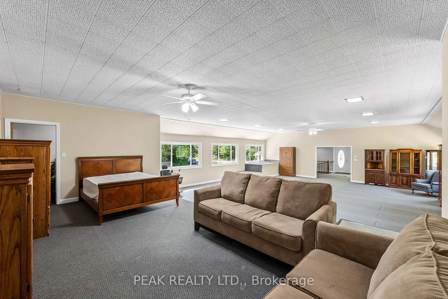 Additional image 9 of 1812 Frontenac Road