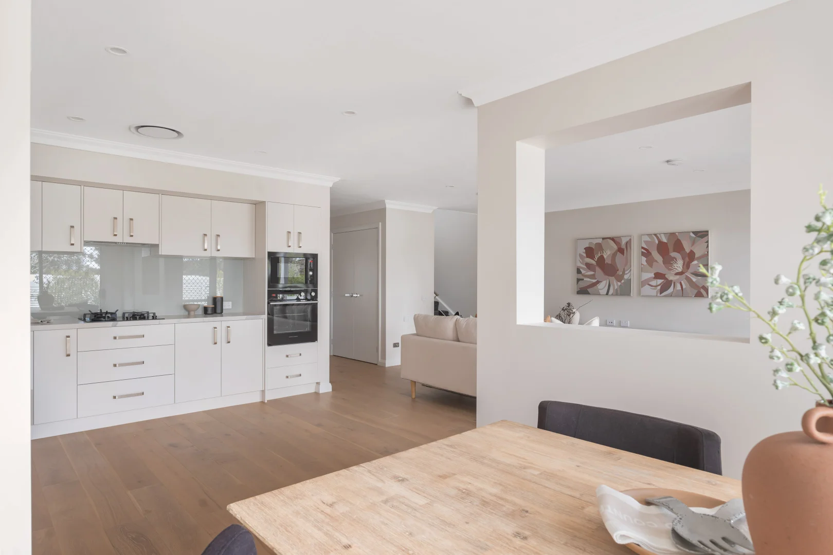 Additional image 3 of 2/409-417 Great Western Highway, Springwood NSW 2777