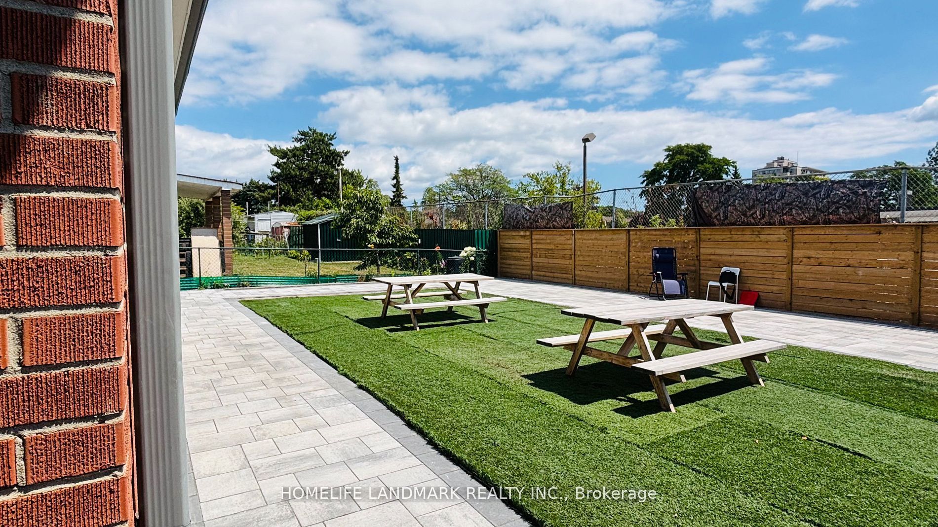 Additional image 4 of 204 Derrydown Road, Toronto, ON, M3J 1S1