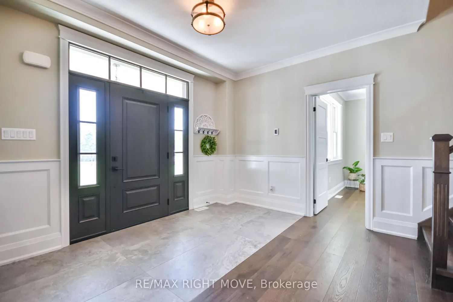 Additional image 5 of 2448 Stockdale Road