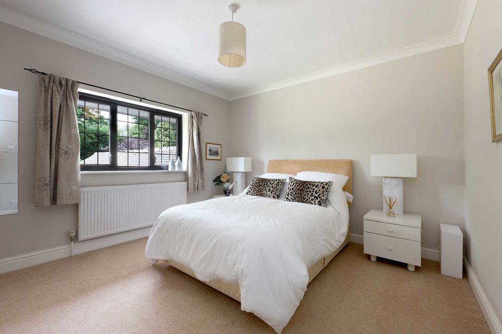 Additional image 19 of 5 bed detached house for saleLedborough Wood, Beaconsfield, Buckinghamshire HP9