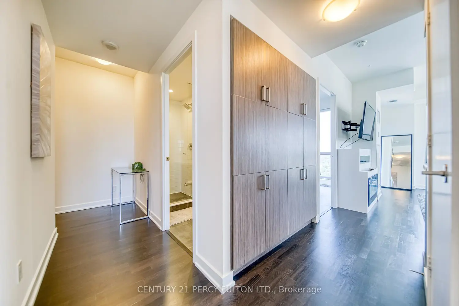 Additional image 5 of 501 St Clair Avenue 1211