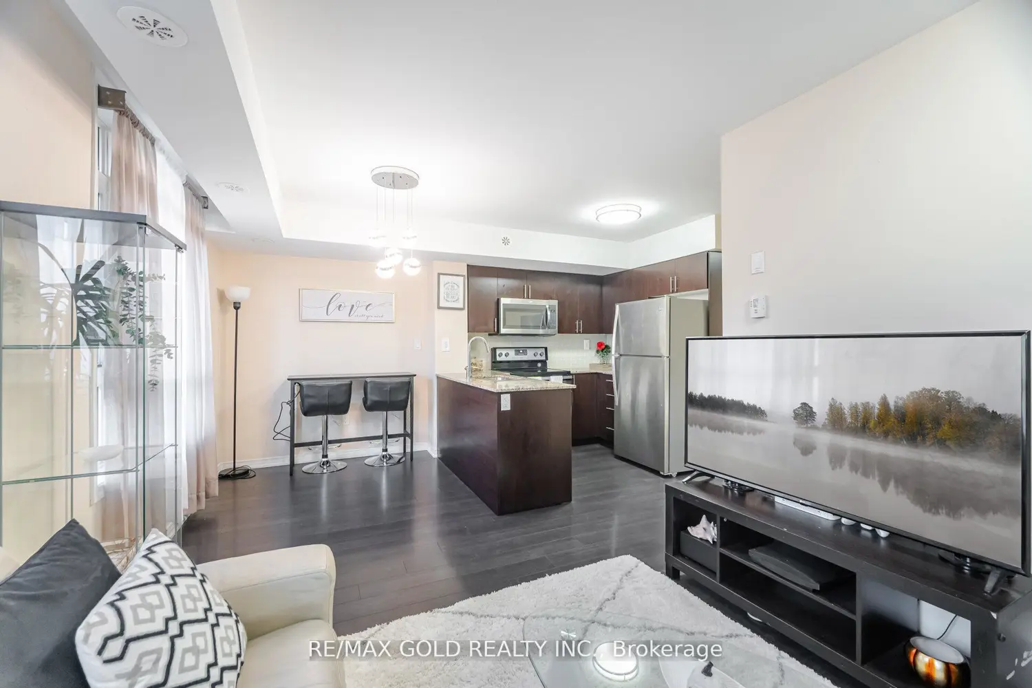 Additional image 11 of 80 Orchid Place 317