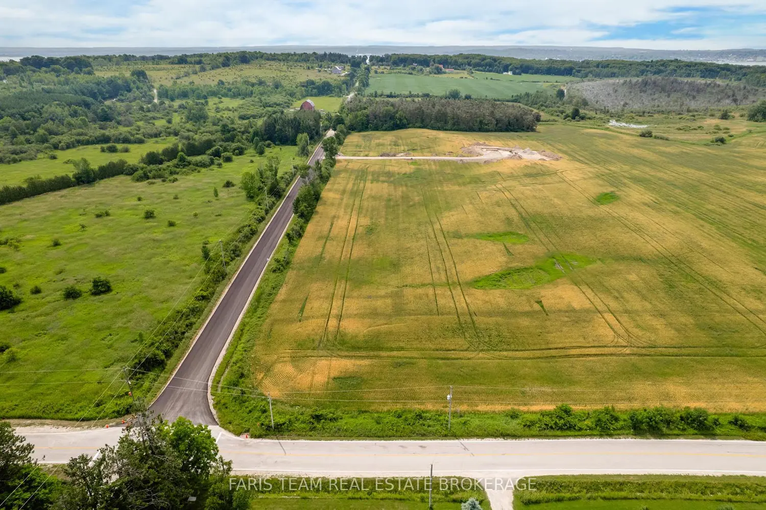 Additional image 9 of 1499 Tay Point Road