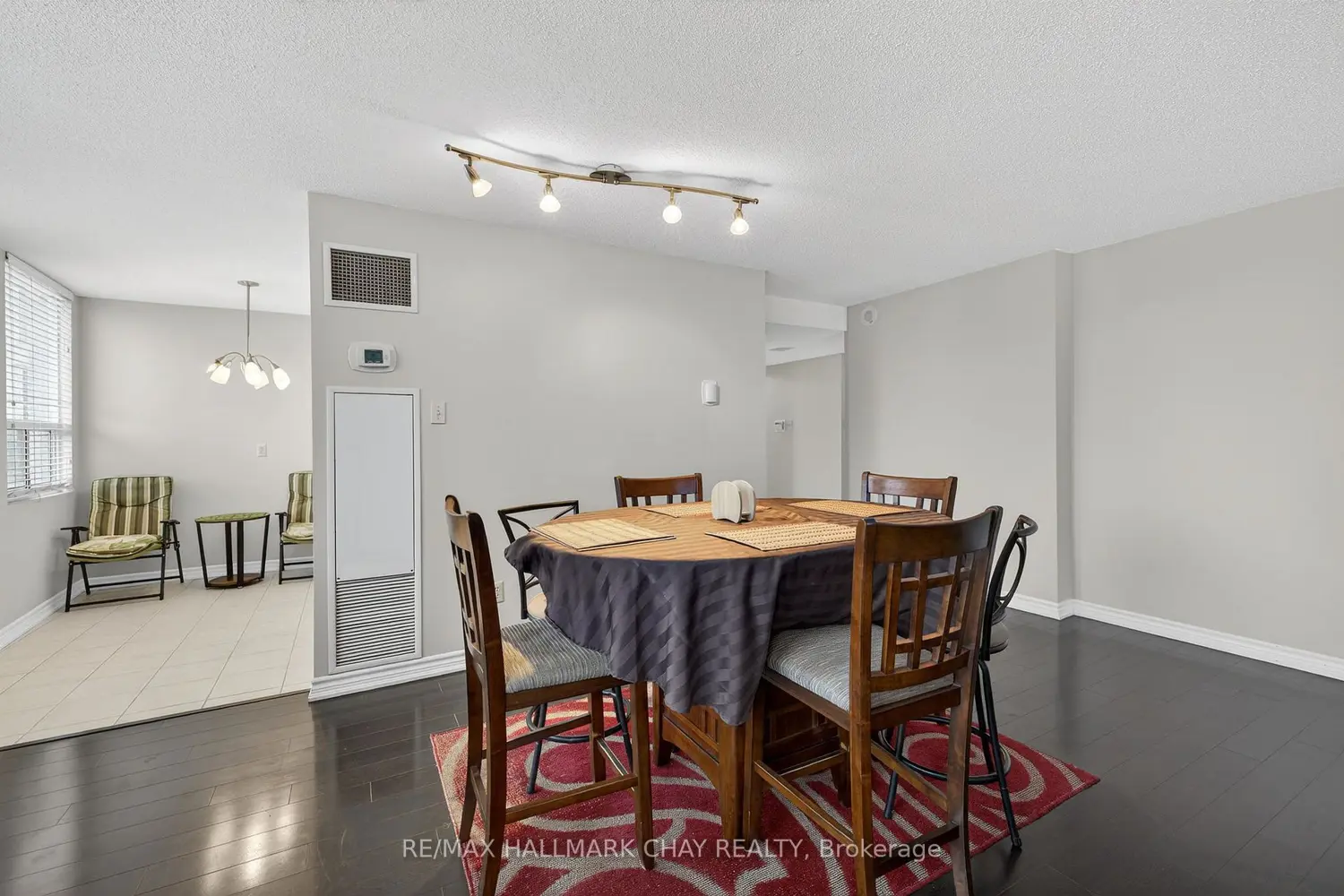 Additional image 13 of 3650 Kaneff Crescent 501