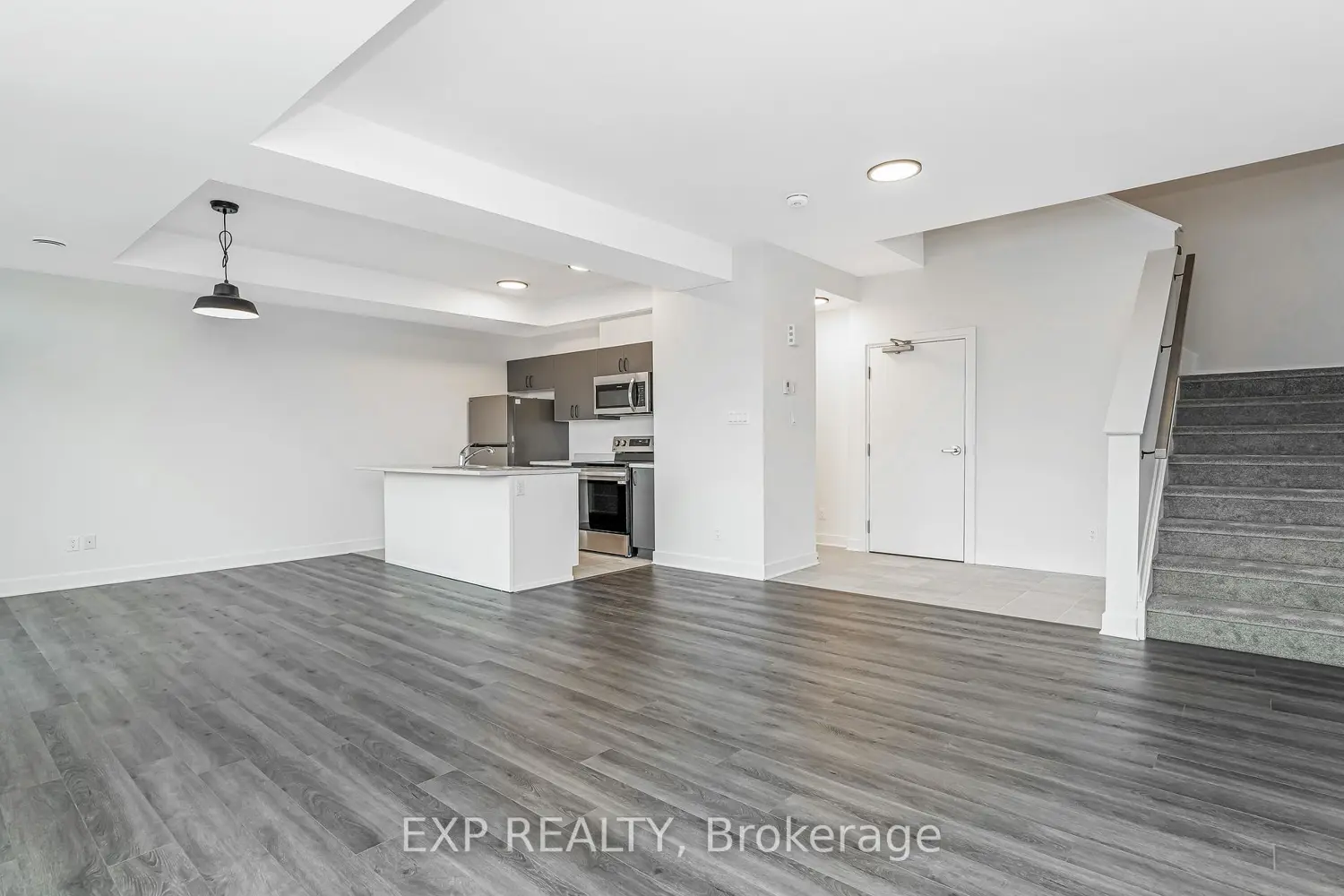 230 Pingwi Place K photo 2