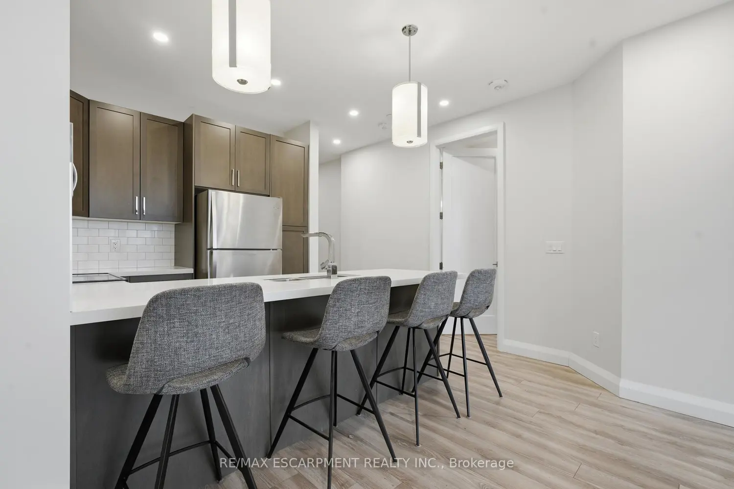 Additional image 5 of 101 Locke Street 309