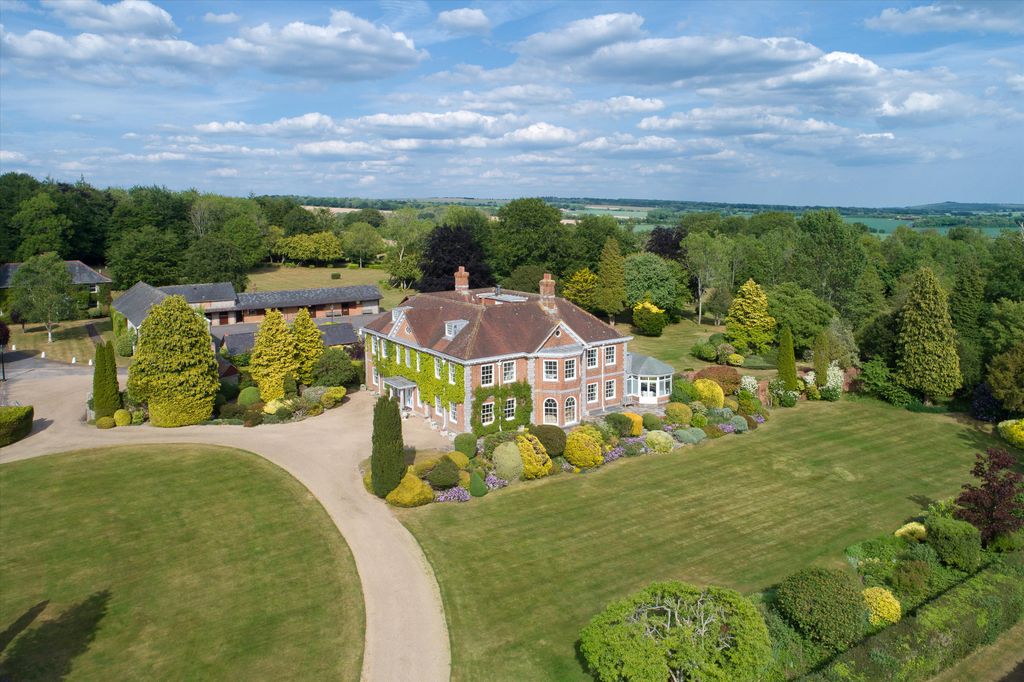 5 bed detached house for saleDroxford, Southampton, Hampshire SO32