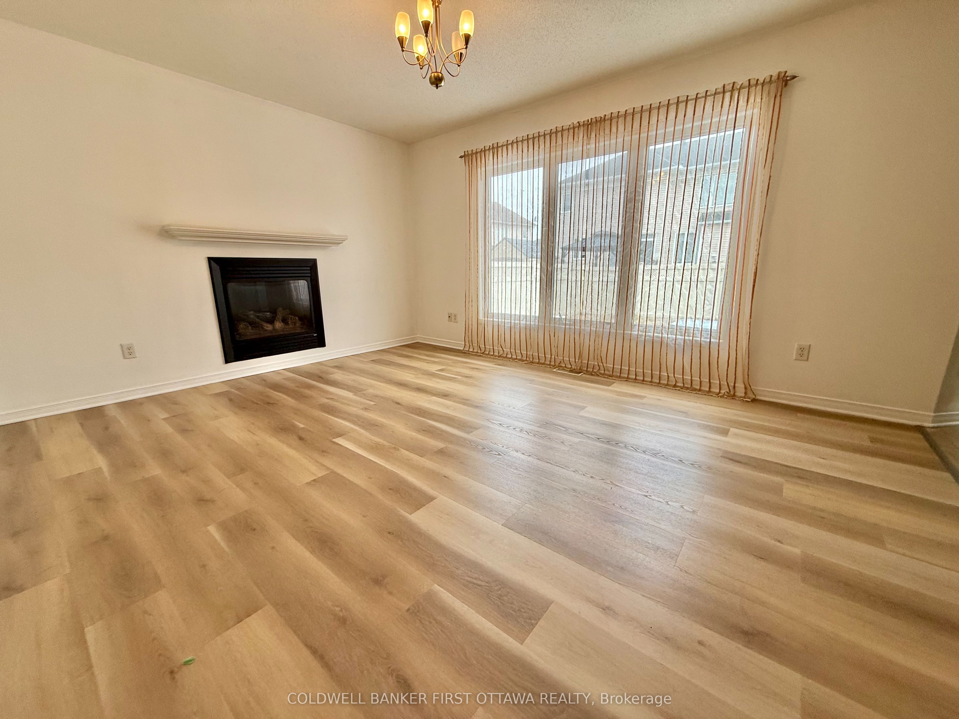 Additional image 5 of 805 Taradale Drive, Ottawa, ON, K2J 0H8