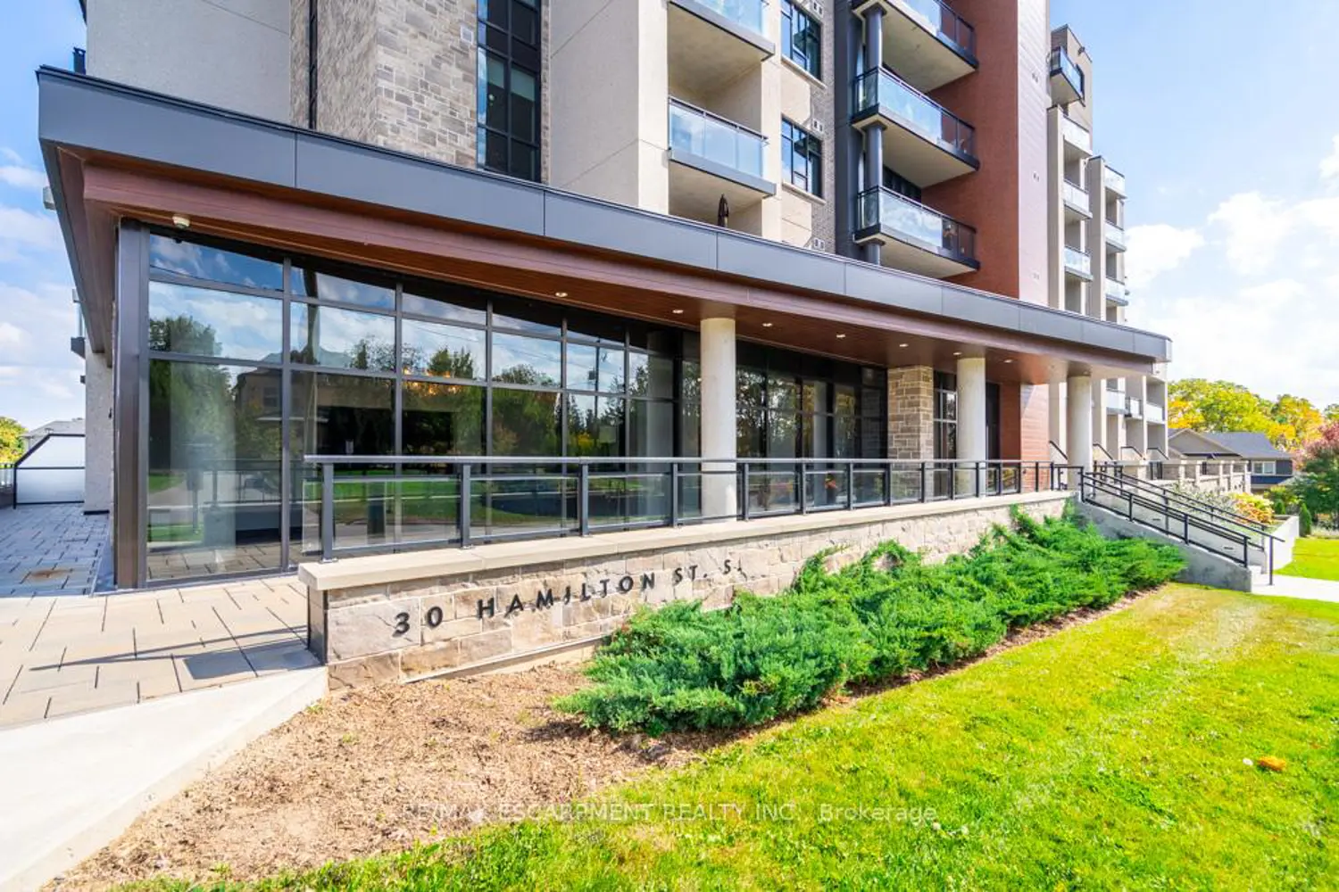 Additional image 2 of 30 Hamilton Street 305