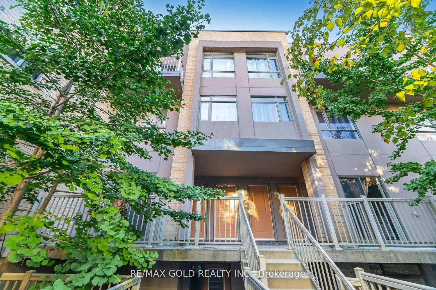 80 Orchid Place 317