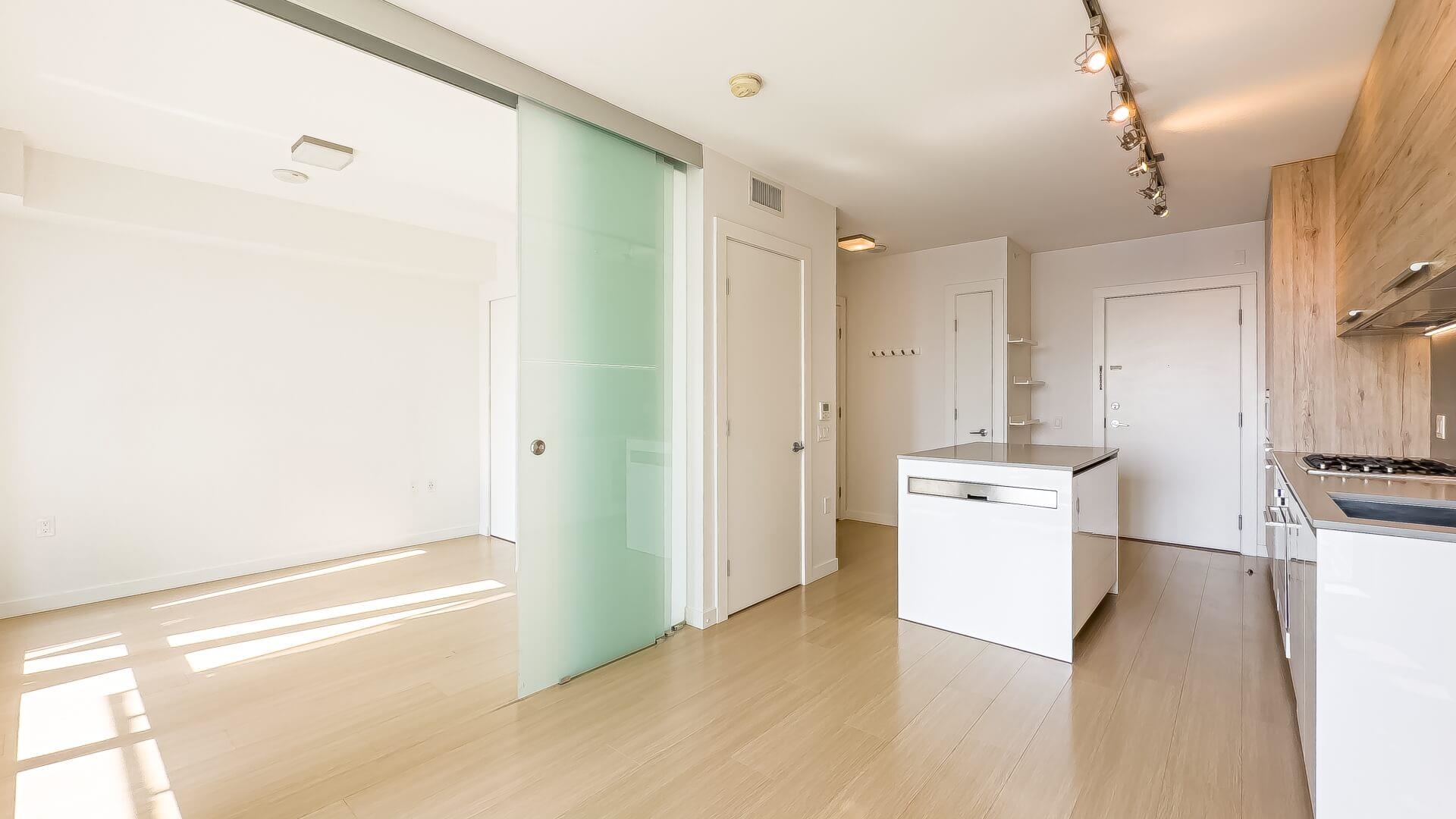 Additional image 4 of 1102-2378 Alpha Avenue, Burnaby, BC, V5C 5L2