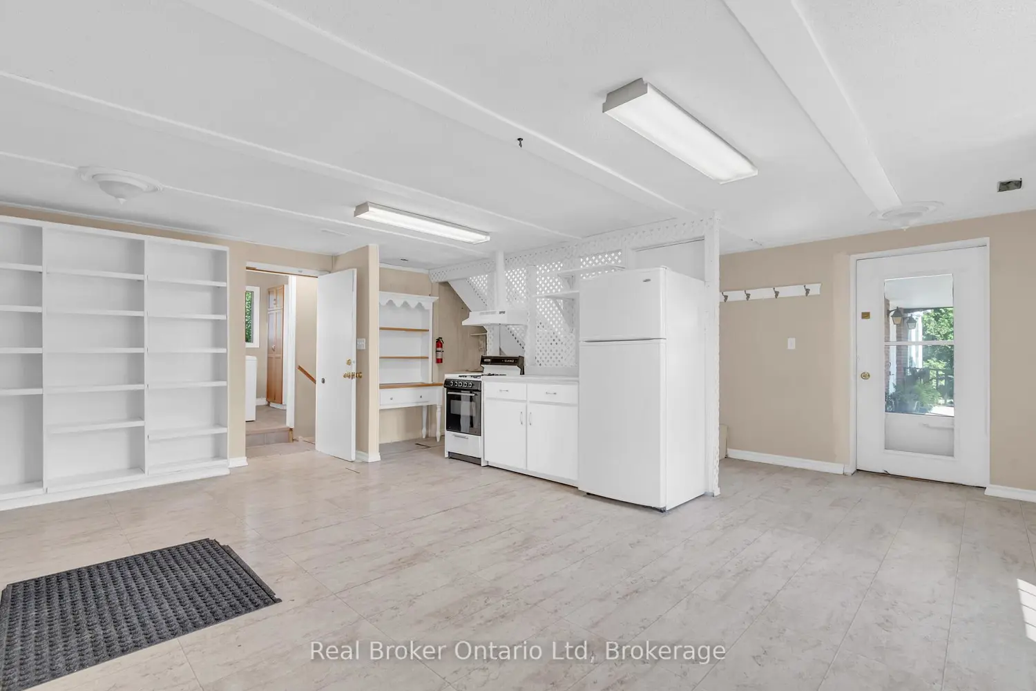 Additional image 10 of 4502 Wellington Road 35 Road