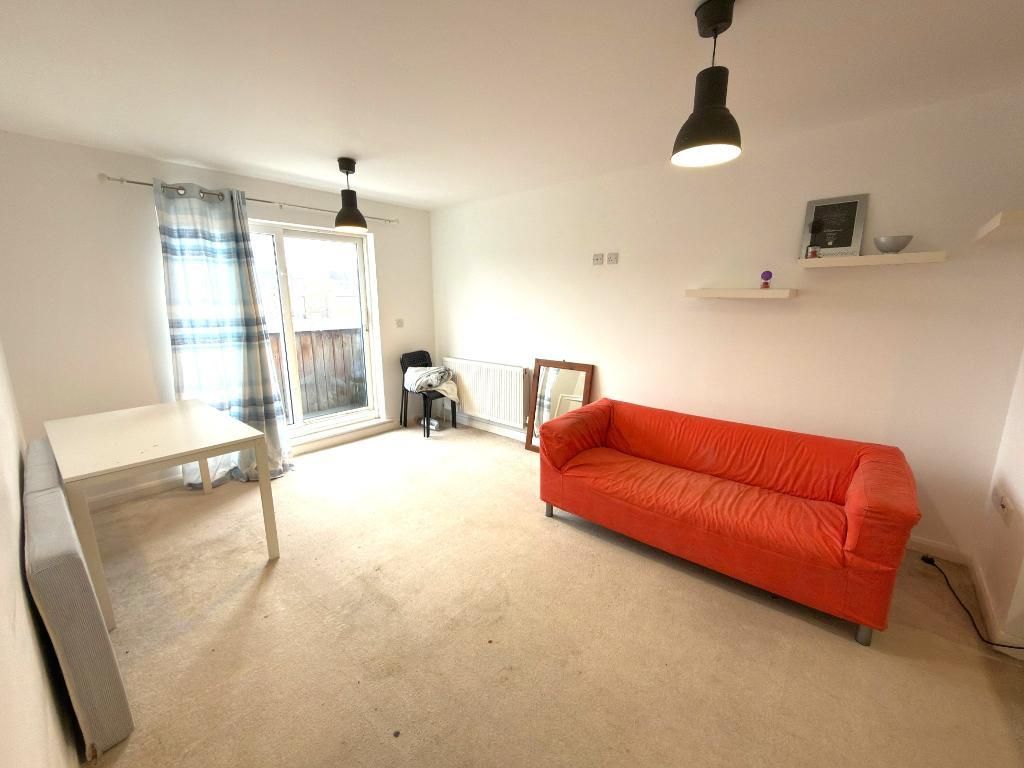 Additional image 3 of 1 bed flat for saleDudley Street, High Town, Luton, Bedfordshire LU2