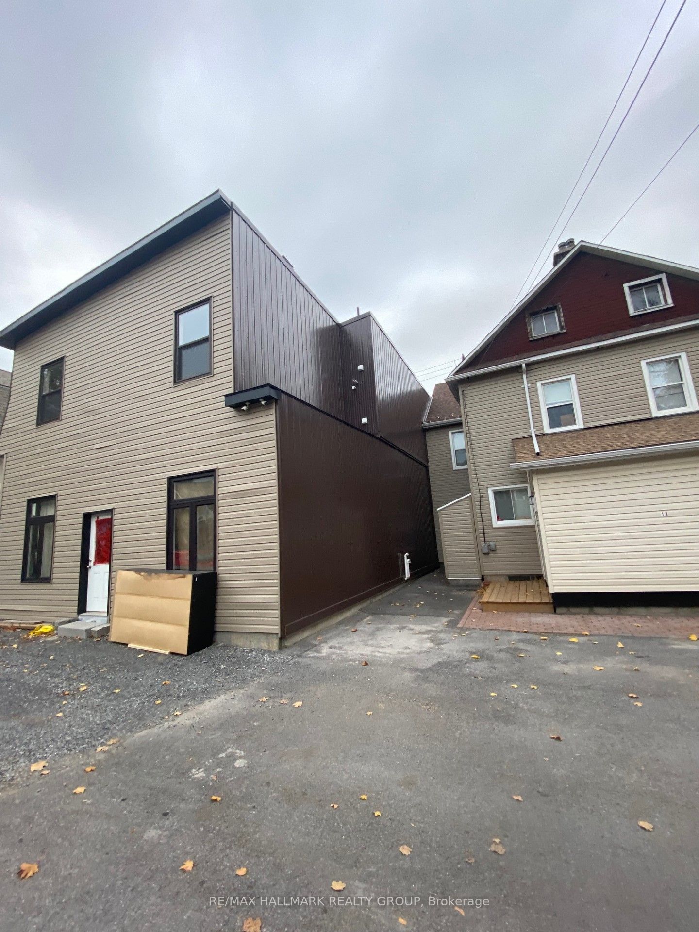 Additional image 3 of 260 Bronson Avenue N, Ottawa, ON, K1R 6H8