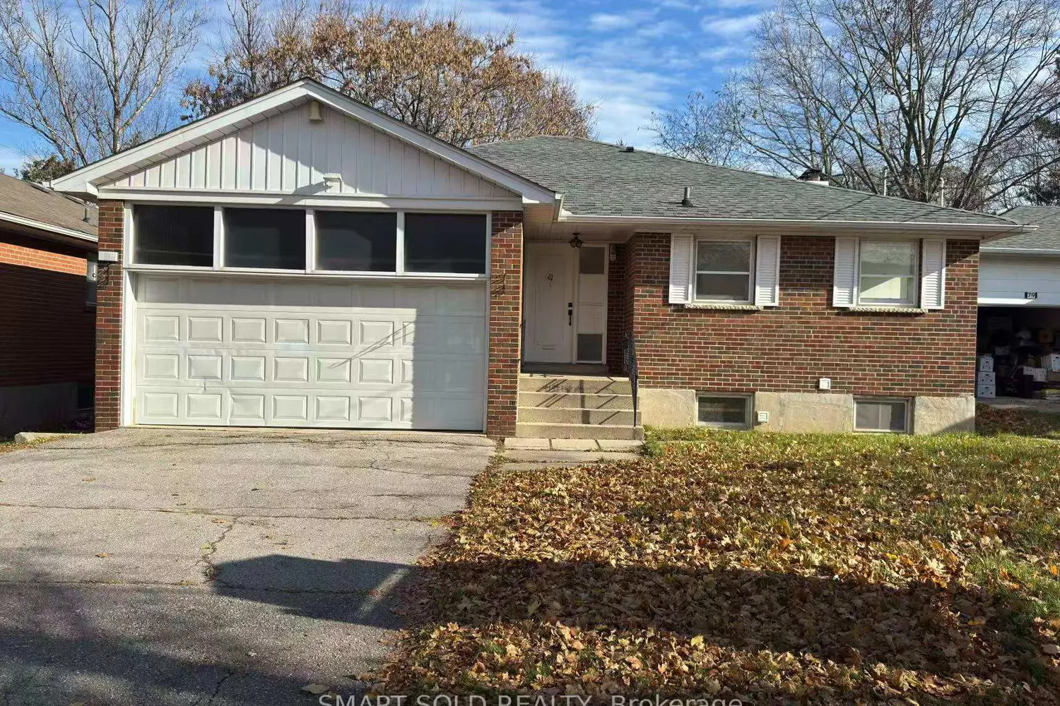 81 Maxome Avenue