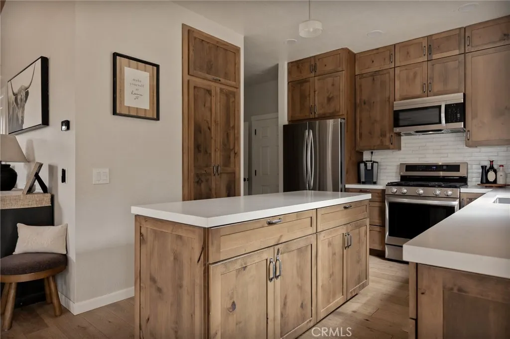 Additional image 47 of 32425 Snowshoe Ln, Running Springs, CA 92382