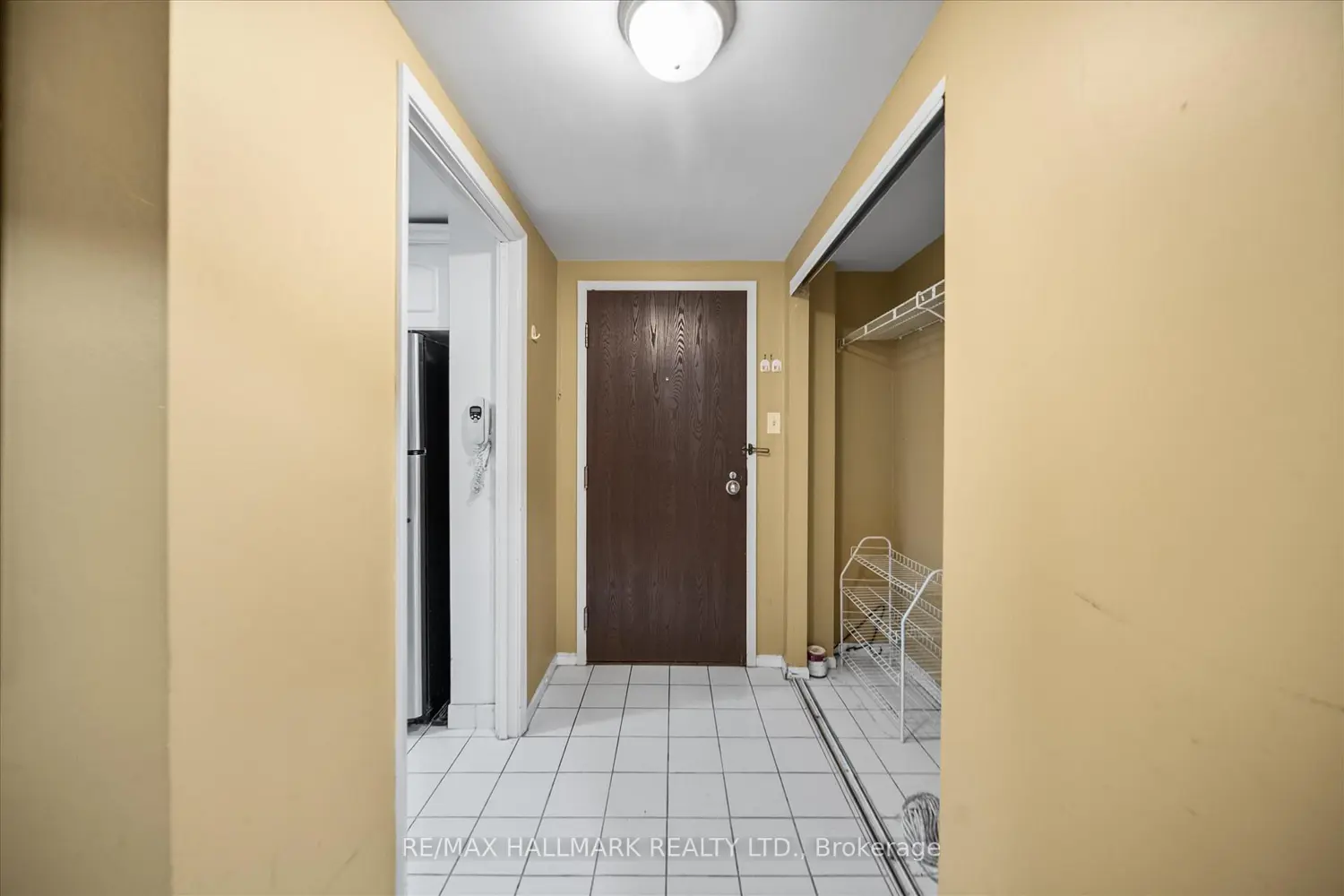 Additional image 7 of 717 Bay Street 703