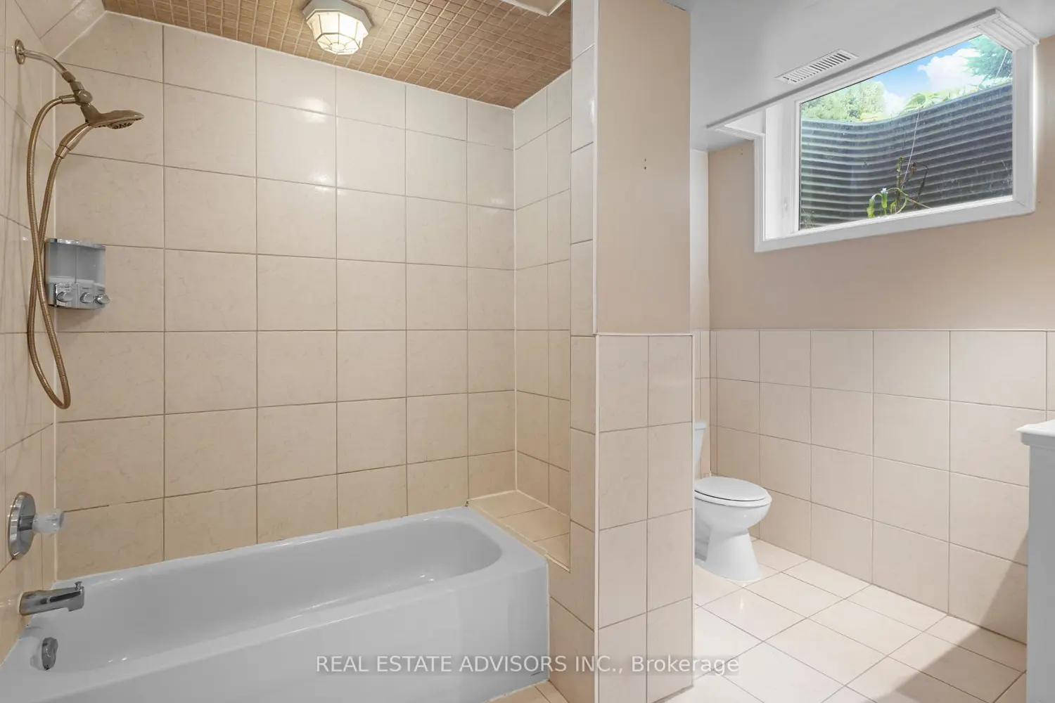 Additional image 16 of 20 Bells Lake Road