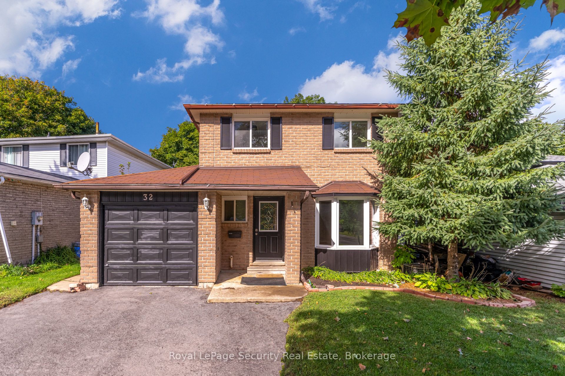 32 Wilson Court, Barrie, ON, L4N 5K8