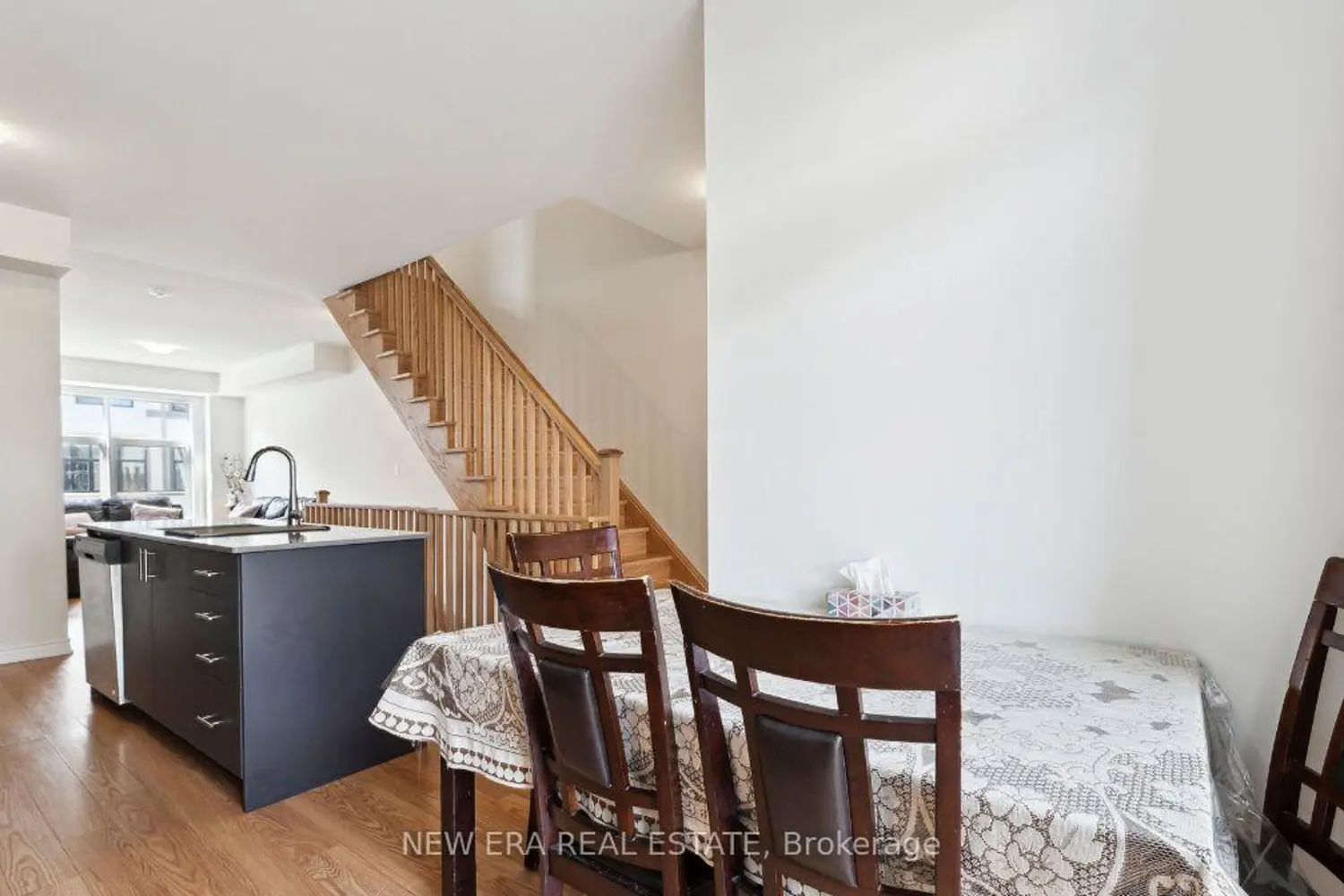 Additional image 10 of 778 Kootenay Path