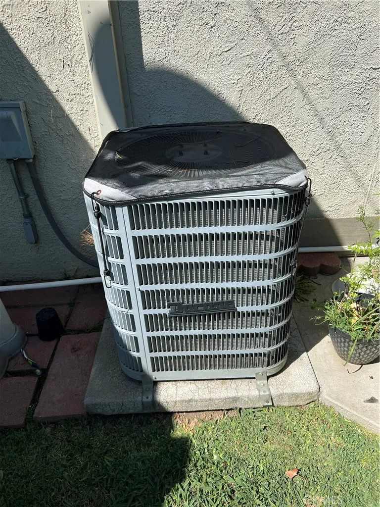 Additional image 113 of 11508 Old River School Road, Downey, CA 90241