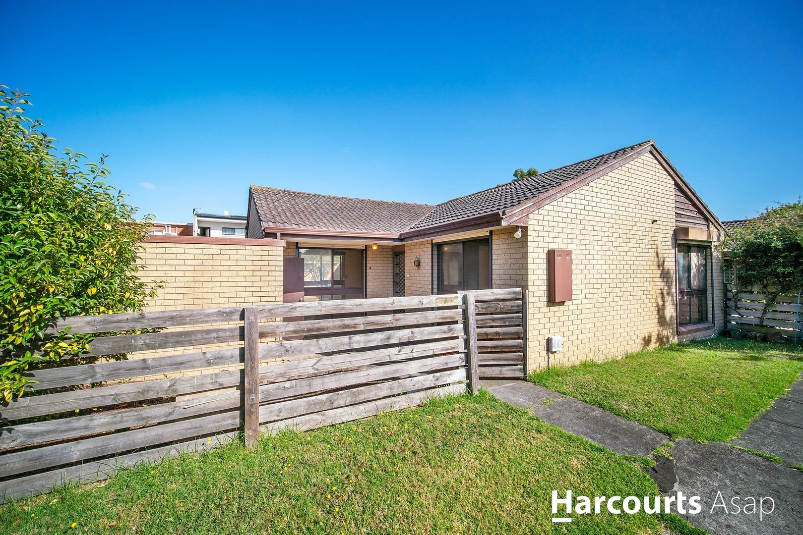 2/1389 Heatherton Road, Dandenong VIC 3175