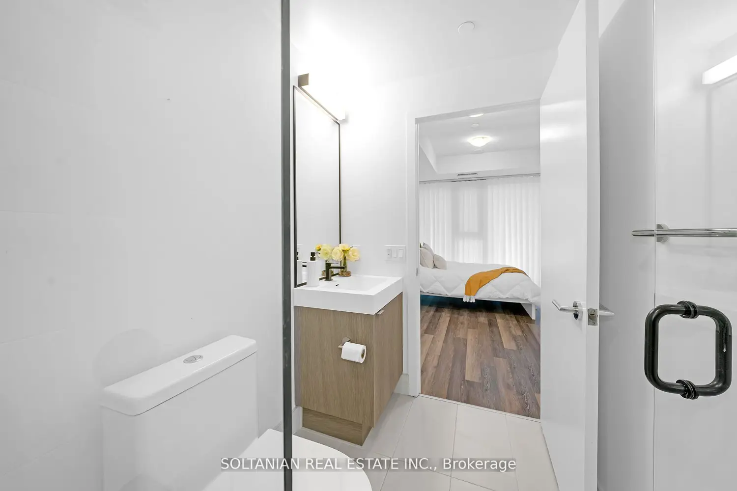 Additional image 16 of 250 Lawrence Avenue 320
