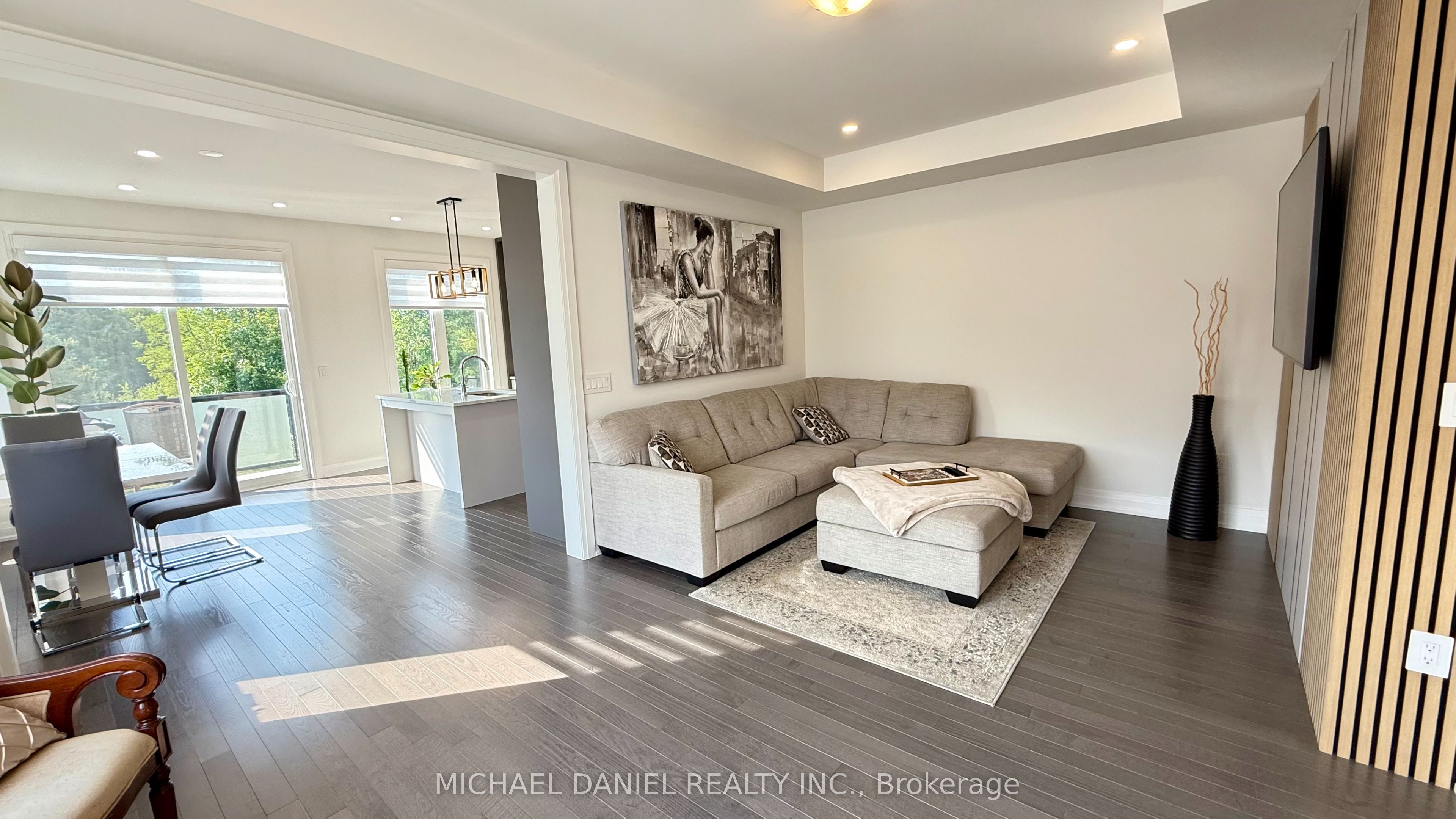 Additional image 6 of 571 New England Court, Newmarket, ON, L3X 2Z1