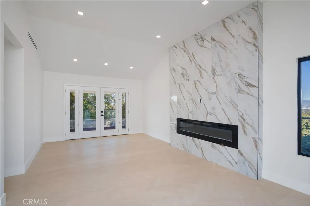 Additional image 144 of 18827 Edleen Drive, Tarzana, CA 91356